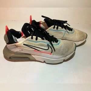 Youth Nike Air Max 2090 Pure Platinum sneakers Sz 6.5      No box